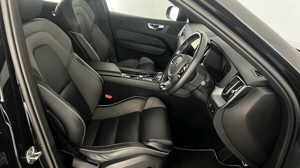 Used Volvo XC60 2020 for sale - 76302408: Photo 23