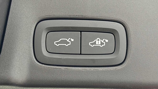 Used Volvo V90 2025 for sale - 76265643: Photo 14