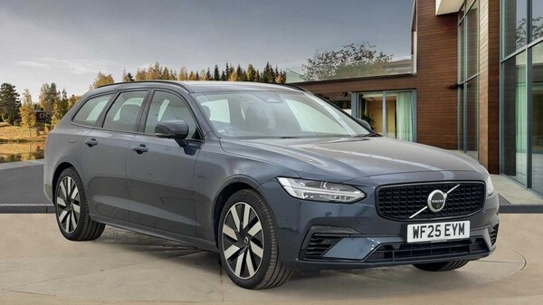 Used Volvo V90 2025 for sale - 76265643: Photo 1
