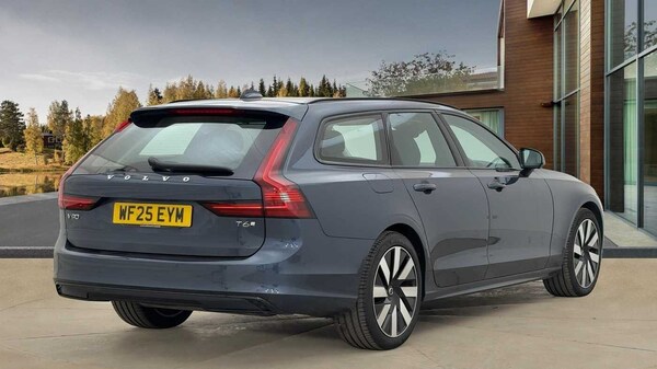 Used Volvo V90 2025 for sale - 76265643: Photo 3