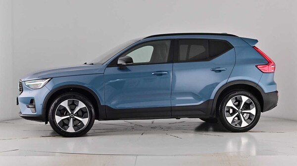Used Volvo XC40 2023 for sale - 75652764: Photo 61