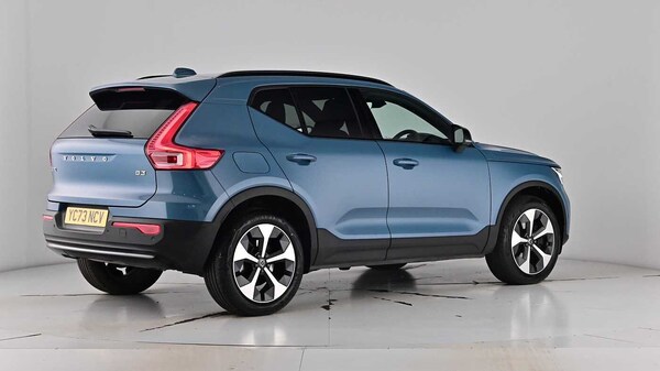Used Volvo XC40 2023 for sale - 75652764: Photo 76