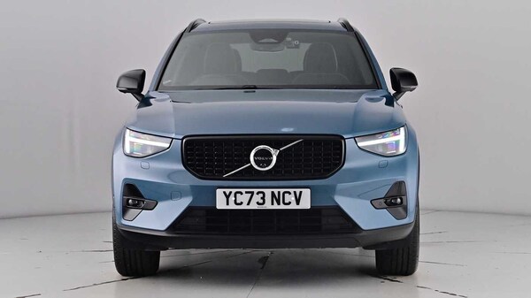 Used Volvo XC40 2023 for sale - 75652764: Photo 8