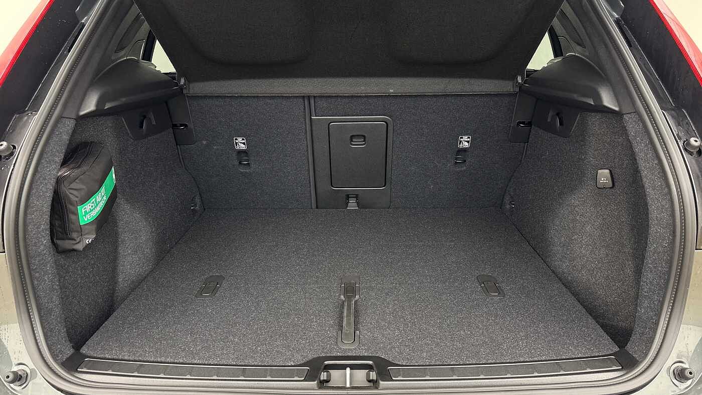 Used Volvo XC40 2025 for sale - 76507682: Photo 14