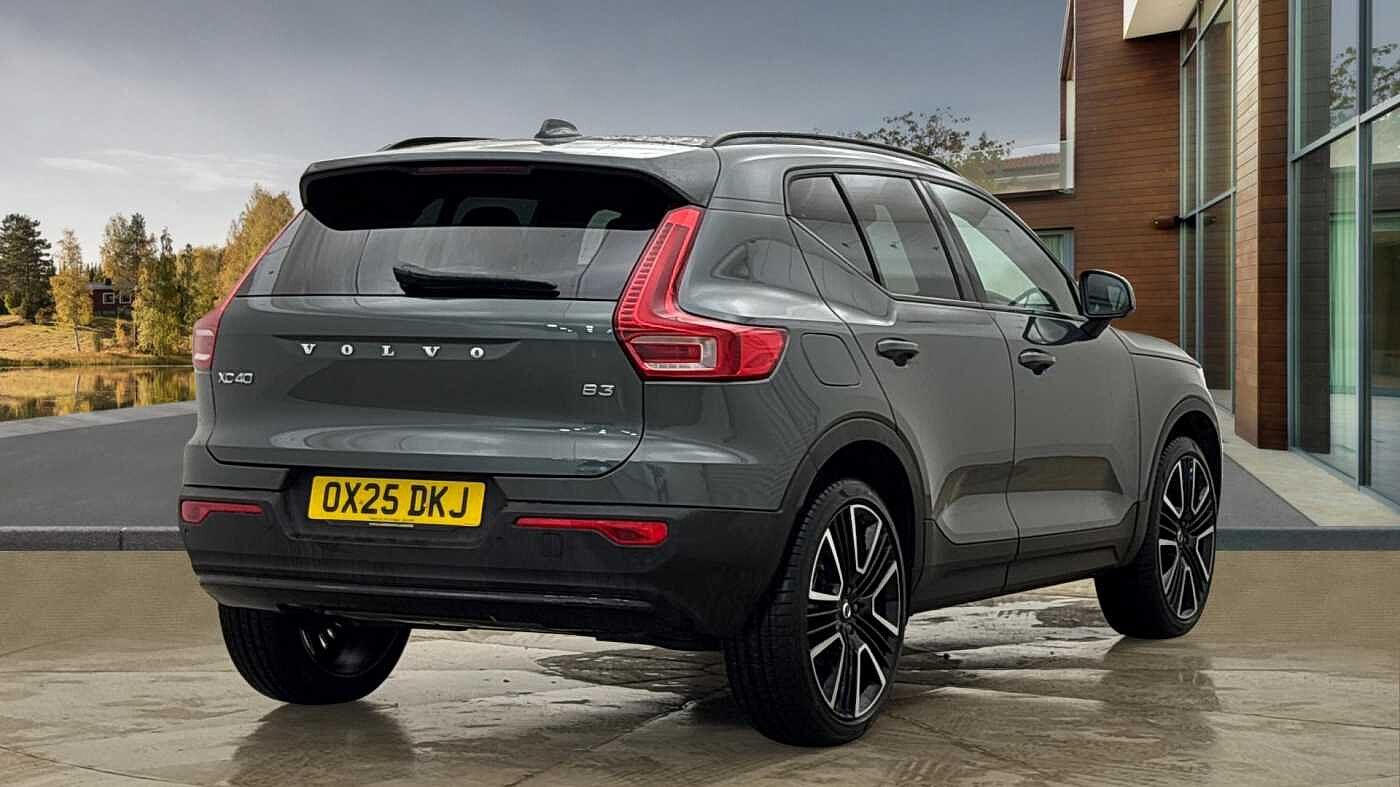 Used Volvo XC40 2025 for sale - 76507682: Photo 3