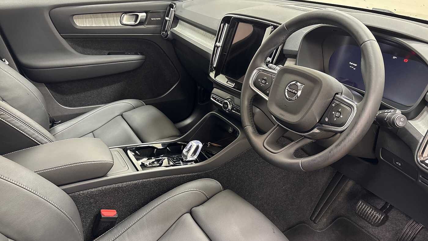 Used Volvo XC40 2025 for sale - 76507682: Photo 9