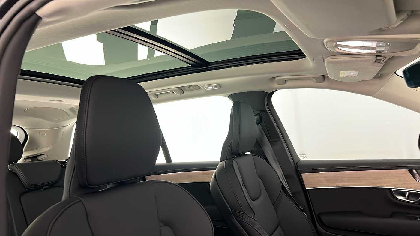 Used Volvo XC90 2025 for sale - 77160757: Photo 35