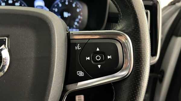 Used Volvo XC40 2020 for sale - 76172384: Photo 17