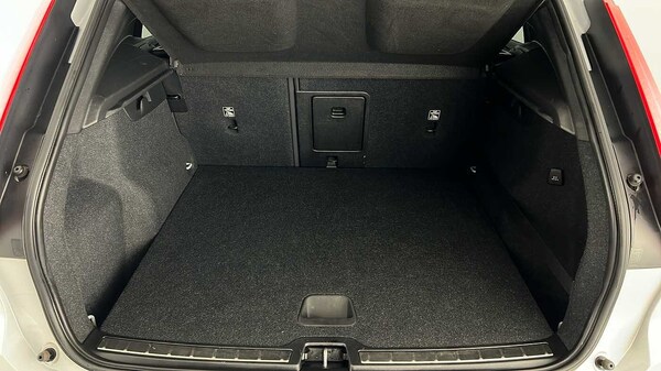 Used Volvo XC40 2020 for sale - 76172384: Photo 19