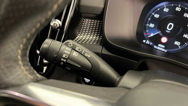 Used Volvo XC40 2020 for sale - 76172384: Photo 29