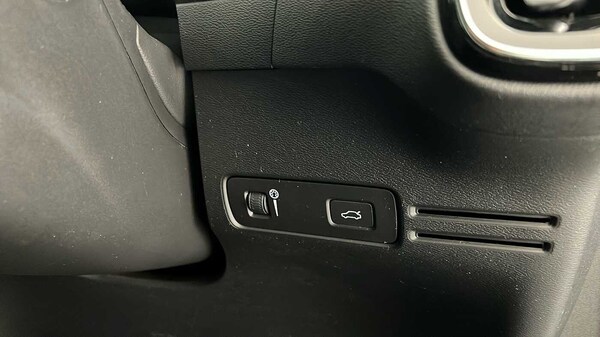 Used Volvo XC40 2020 for sale - 76172384: Photo 30