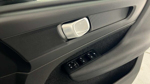 Used Volvo XC40 2020 for sale - 76172384: Photo 35