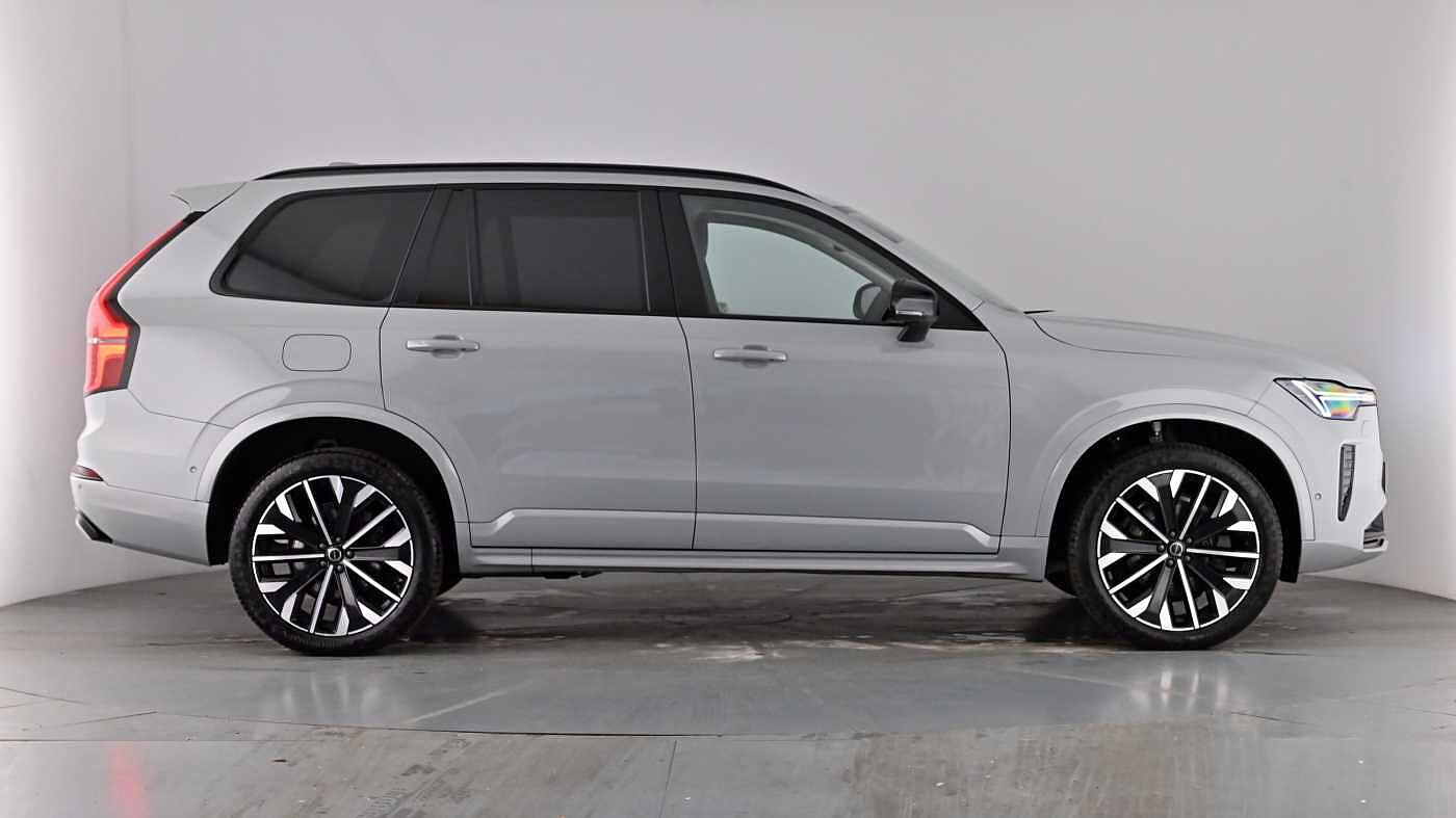 Used Volvo XC90 2025 for sale - 78055261: Photo 4