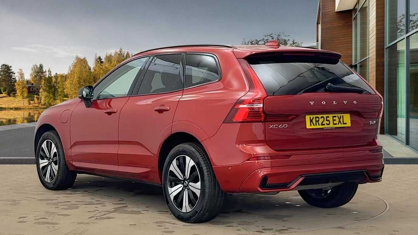 Used Volvo XC60 2025 for sale - 77380985: Photo 2