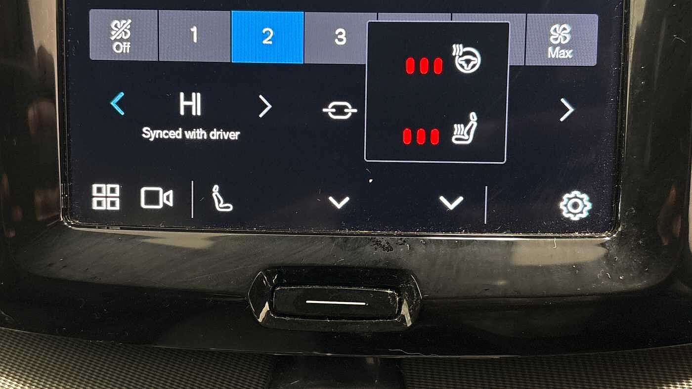 Used Volvo XC60 2025 for sale - 77380985: Photo 21