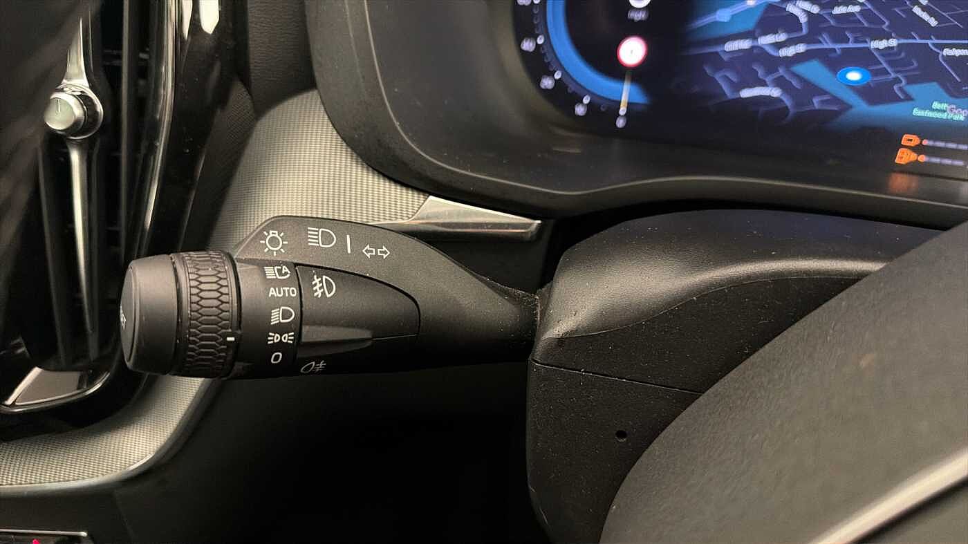 Used Volvo XC60 2025 for sale - 77380985: Photo 39