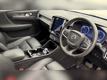 Used Volvo XC40 2022 for sale - 77225078: Photo