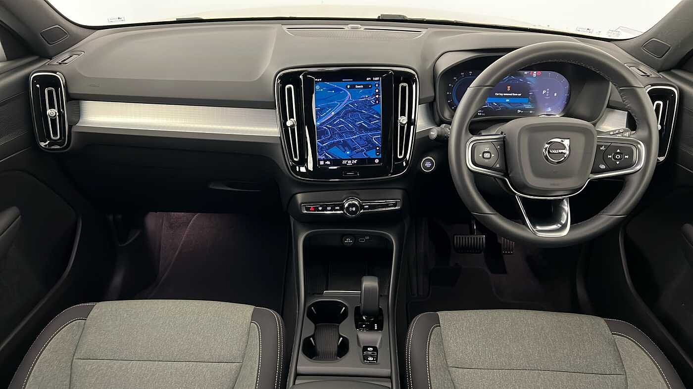 Used Volvo XC40 2023 for sale - 76384426: Photo 11