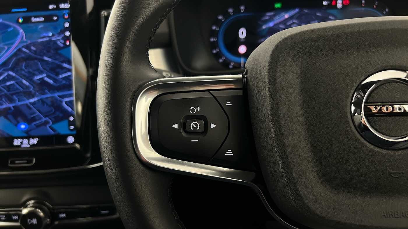 Used Volvo XC40 2023 for sale - 76384426: Photo 19