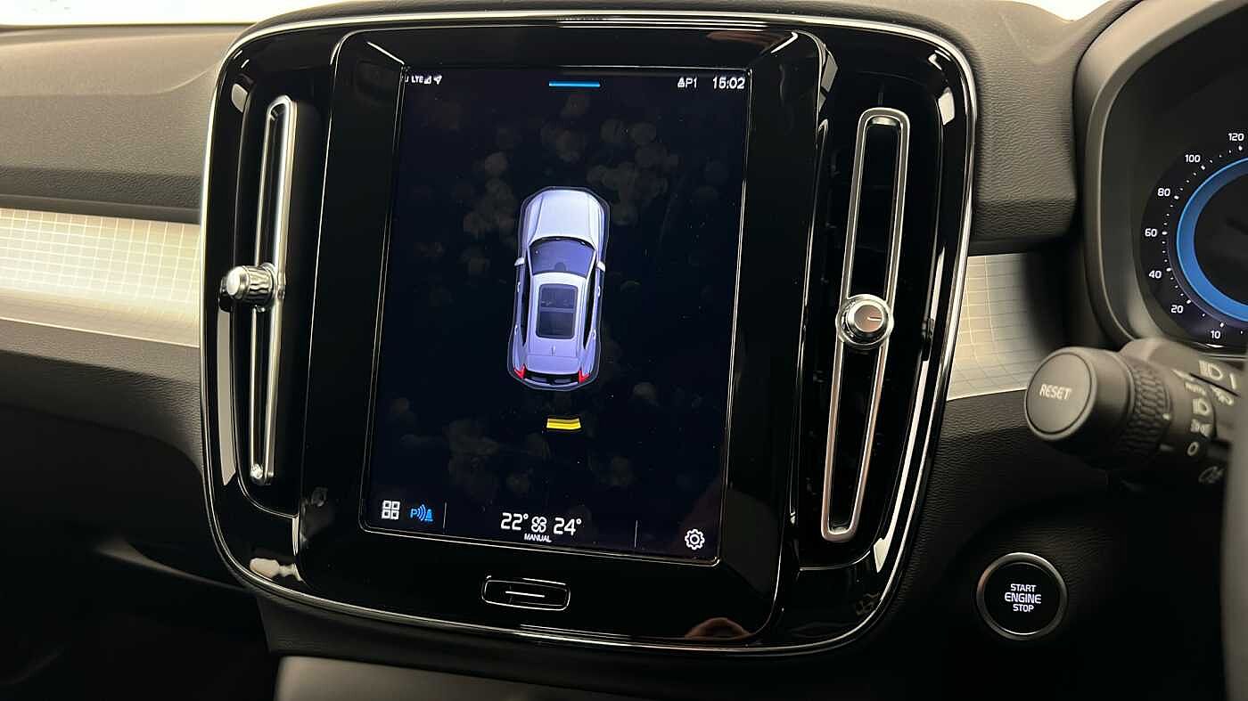 Used Volvo XC40 2023 for sale - 76384426: Photo 24