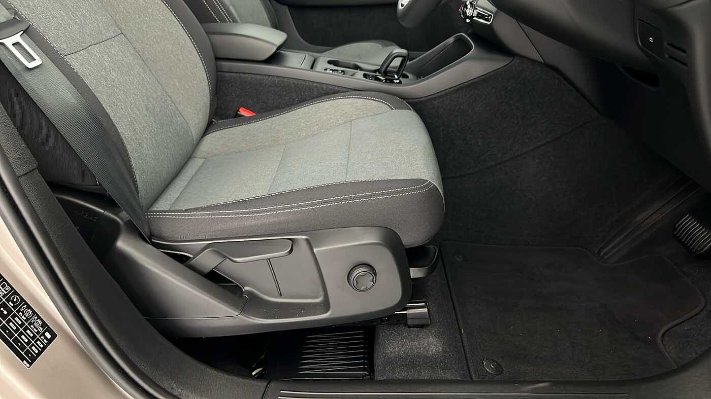 Used Volvo XC40 2023 for sale - 76384426: Photo 34