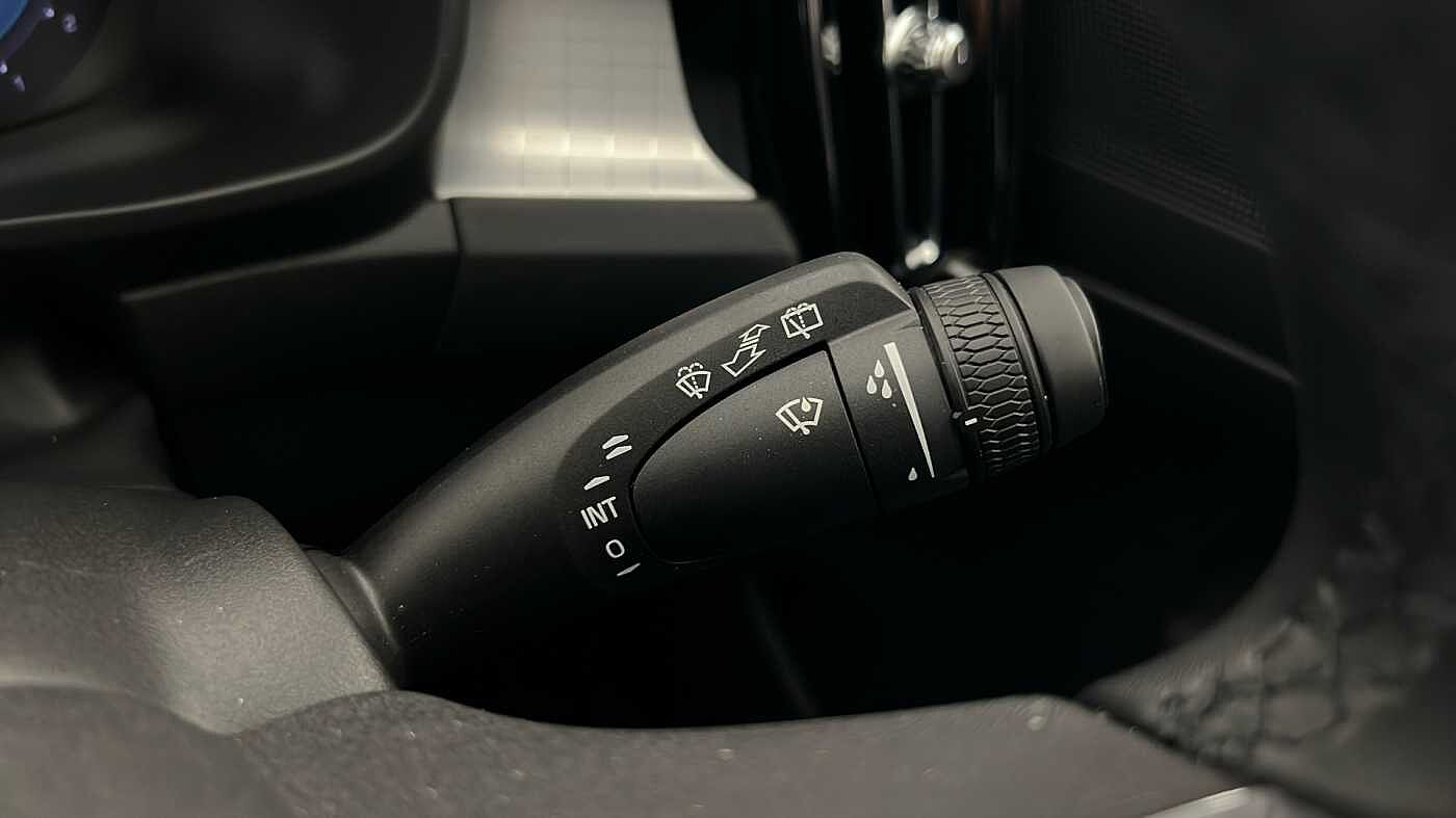 Used Volvo XC40 2023 for sale - 76384426: Photo 38