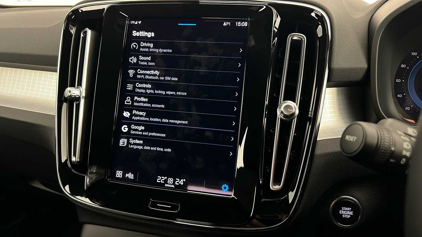 Used Volvo XC40 2023 for sale - 76384426: Photo 41