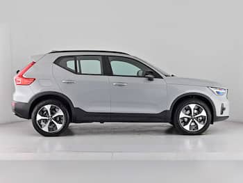 Used Volvo XC40 2026 for sale - 79392651: Photo