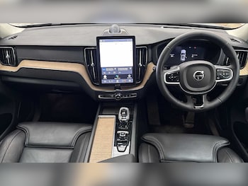 Used Volvo XC60 2025 for sale - 77797793: Photo