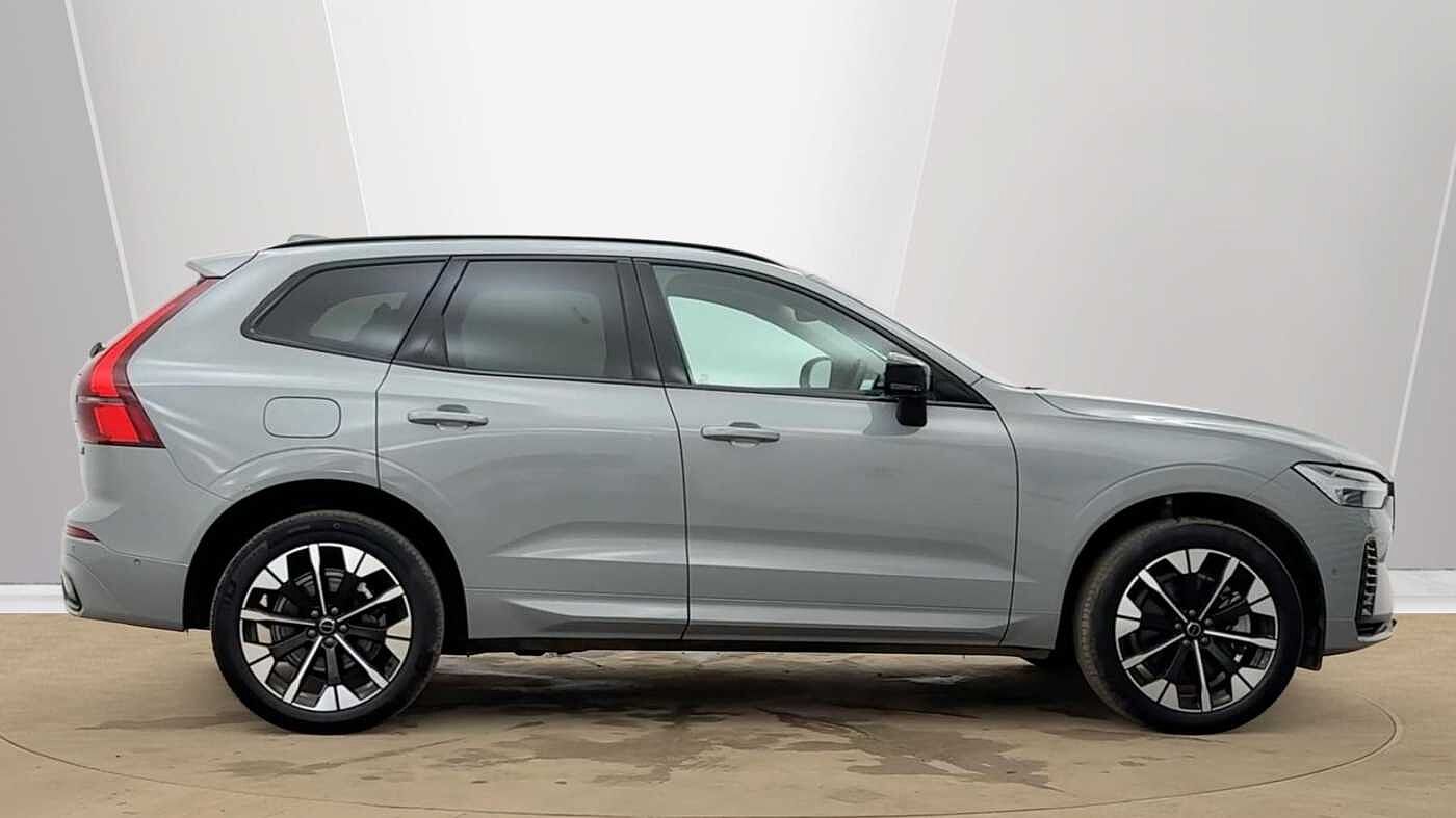 Used Volvo XC60 2025 for sale - 77797793: Photo 4