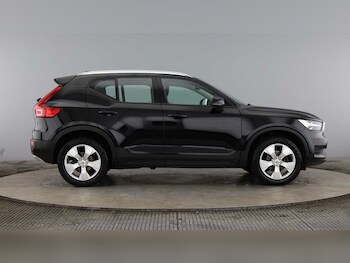 Used Volvo XC40 2022 for sale - 76344120: Photo