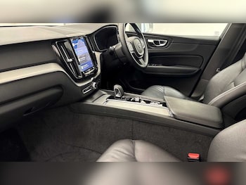 Used Volvo XC60 2025 for sale - 77702740: Photo