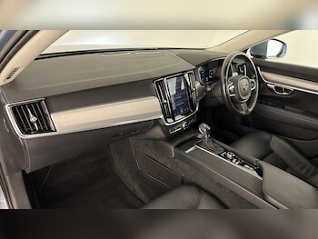 Used Volvo S90 2017 for sale - 78456501: Photo
