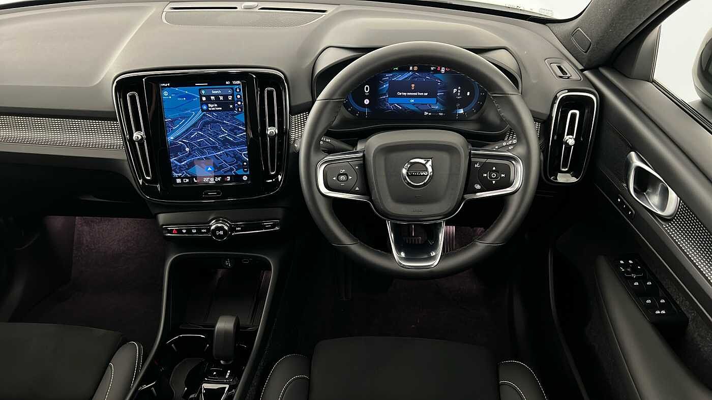 Used Volvo XC40 2025 for sale - 76664381: Photo 12