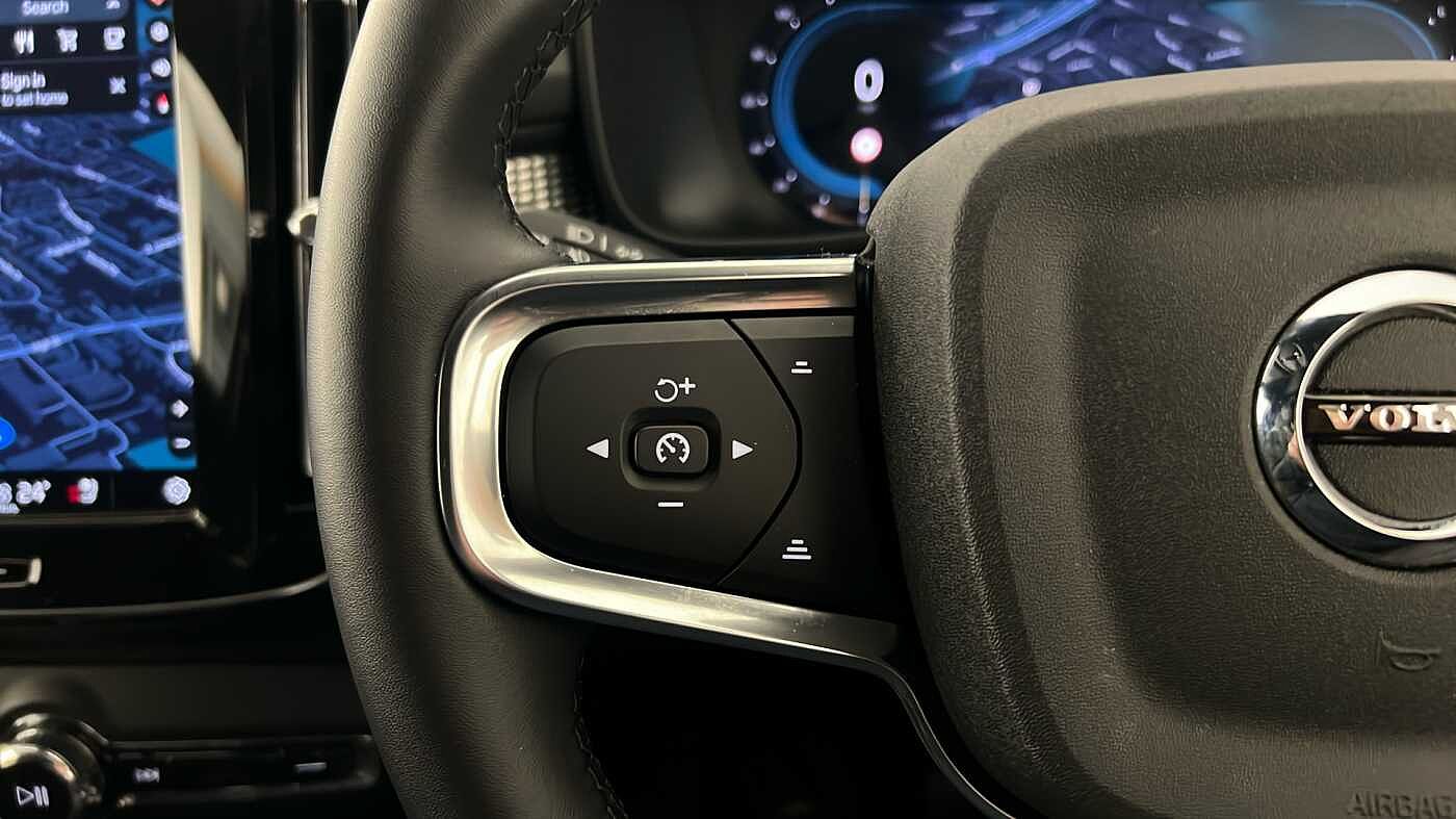 Used Volvo XC40 2025 for sale - 76664381: Photo 19