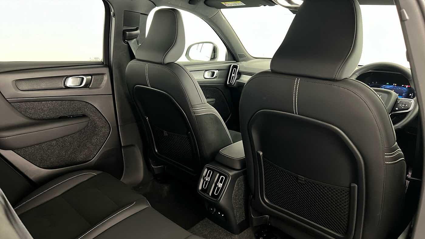 Used Volvo XC40 2025 for sale - 76664381: Photo 32