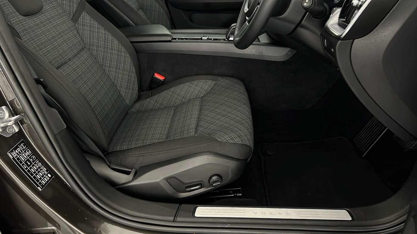 Used Volvo V60 2021 for sale - 76507729: Photo 35