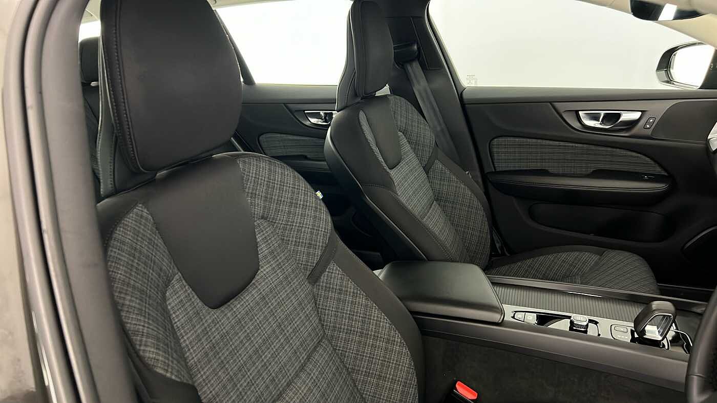 Used Volvo V60 2021 for sale - 76507729: Photo 36