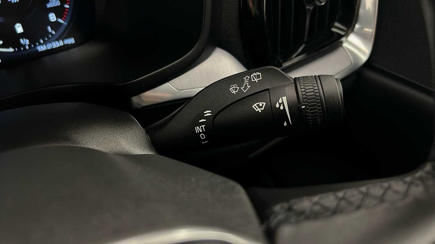 Used Volvo V60 2021 for sale - 76507729: Photo 39