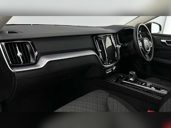 Used Volvo V60 2021 for sale - 76507729: Photo