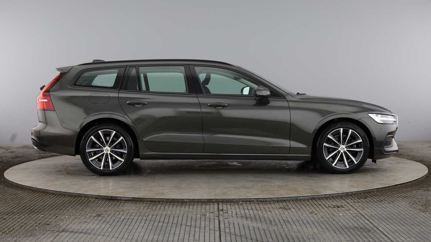 Used Volvo V60 2021 for sale - 76507729: Photo 4