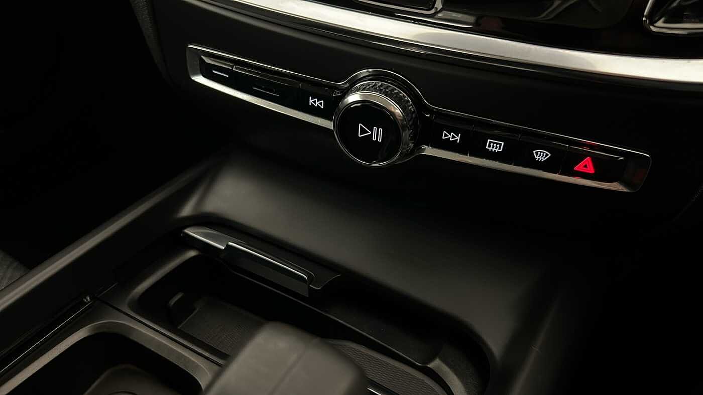 Used Volvo V60 2021 for sale - 76507729: Photo 46