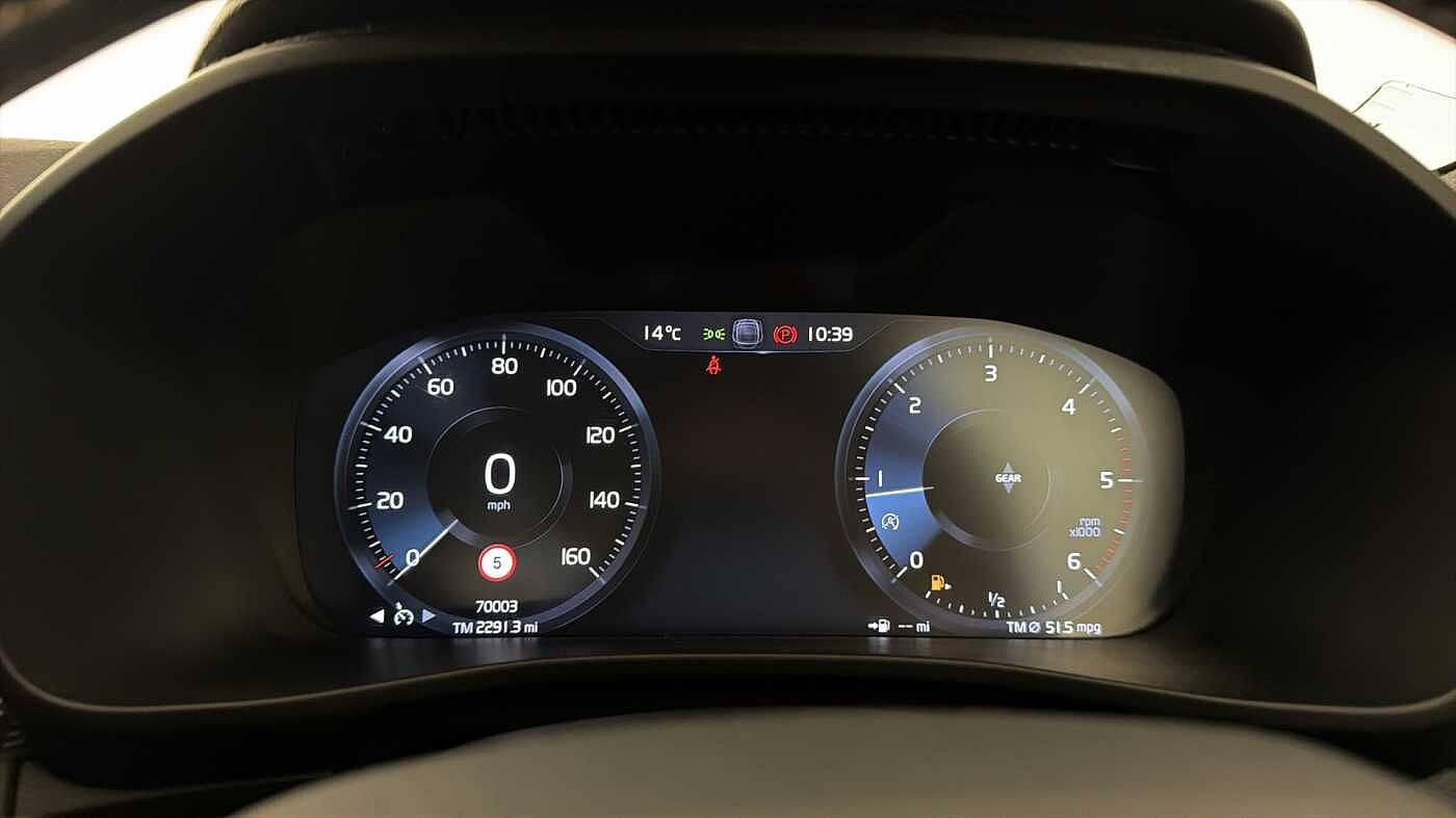 Used Volvo XC40 2018 for sale - 77702728: Photo 28