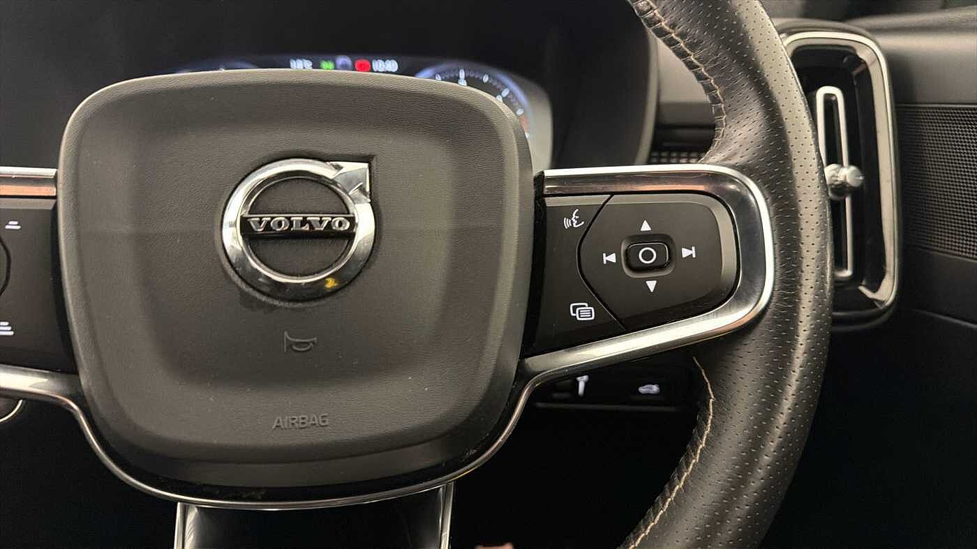 Used Volvo XC40 2018 for sale - 77702728: Photo 31