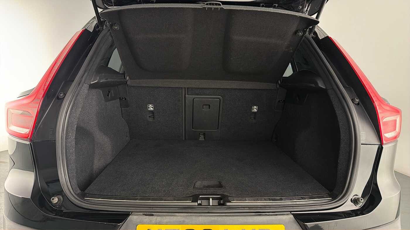 Used Volvo XC40 2018 for sale - 77702728: Photo 32