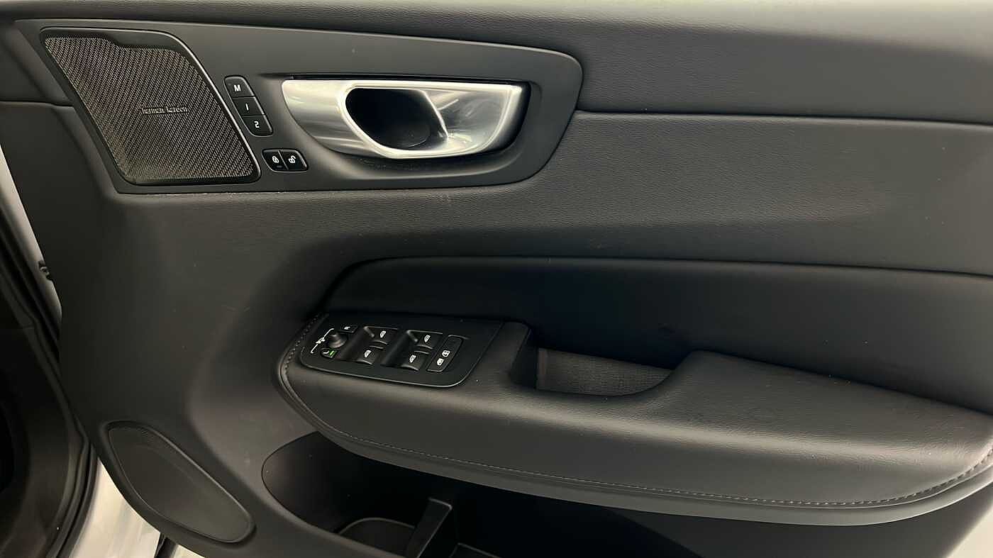 Used Volvo XC60 2023 for sale - 77095346: Photo 33