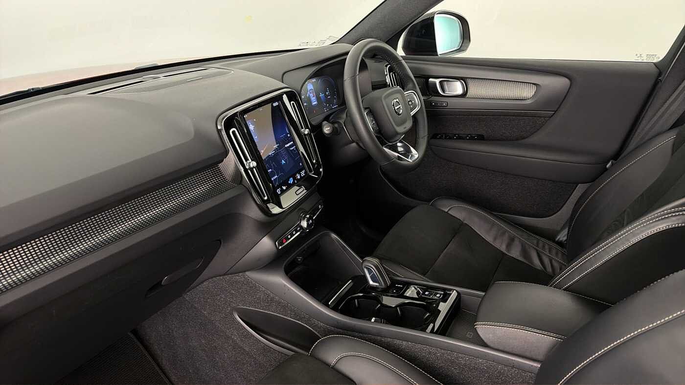 Used Volvo XC40 2021 for sale - 77778407: Photo 3