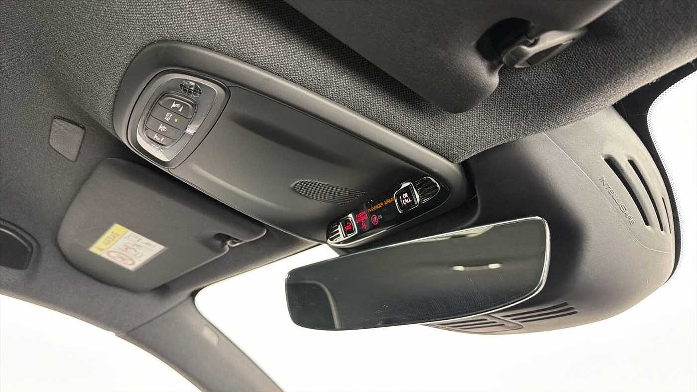 Used Volvo XC40 2021 for sale - 77778407: Photo 35