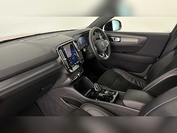 Used Volvo XC40 2021 for sale - 77778407: Photo