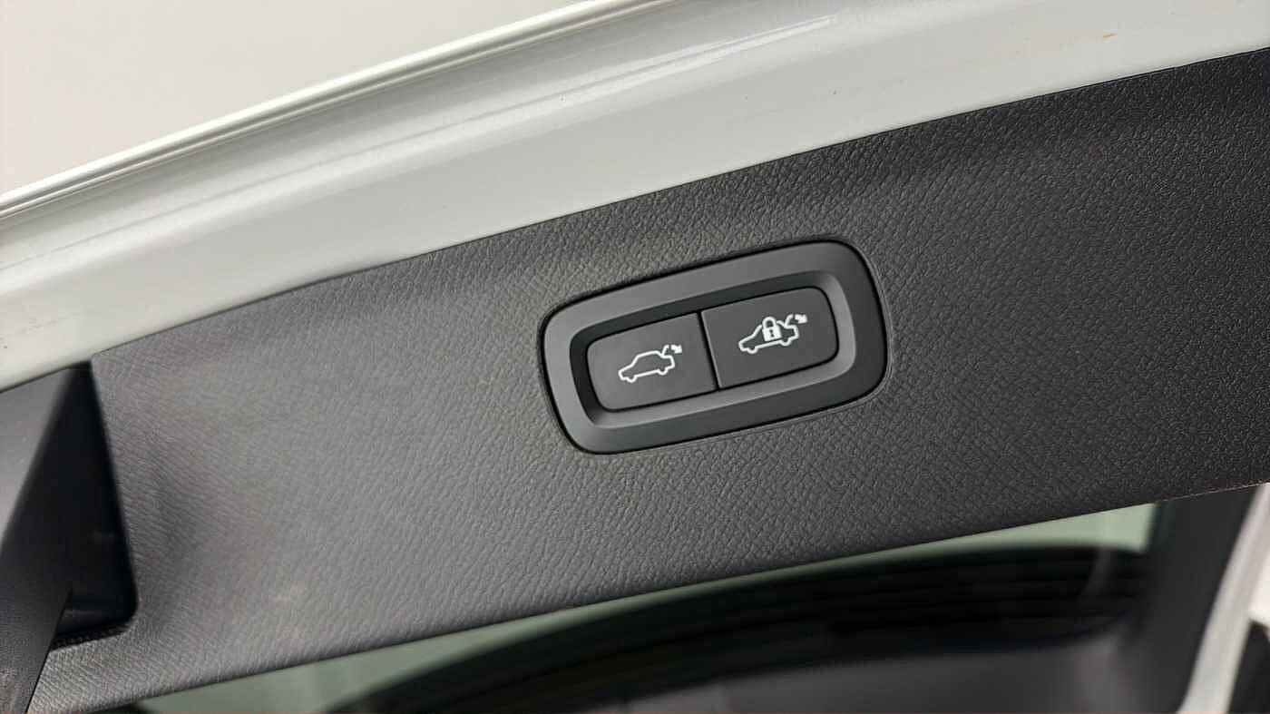 Used Volvo XC90 2023 for sale - 77630834: Photo 34